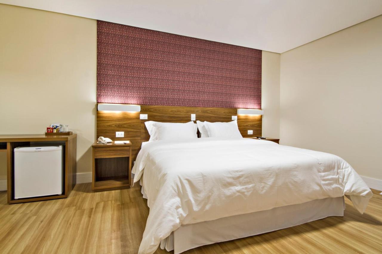 Hotel Chateau Campos do Jordao Dış mekan fotoğraf