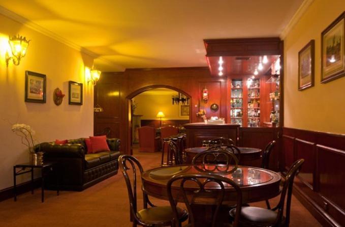 Hotel Chateau Campos do Jordao Dış mekan fotoğraf