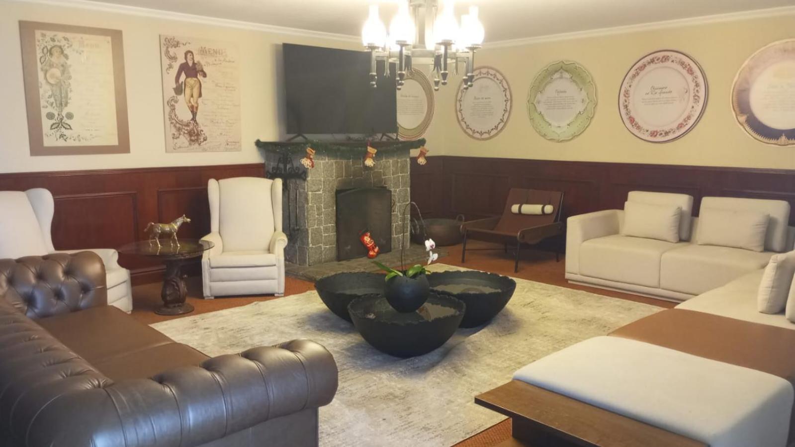 Hotel Chateau Campos do Jordao Dış mekan fotoğraf