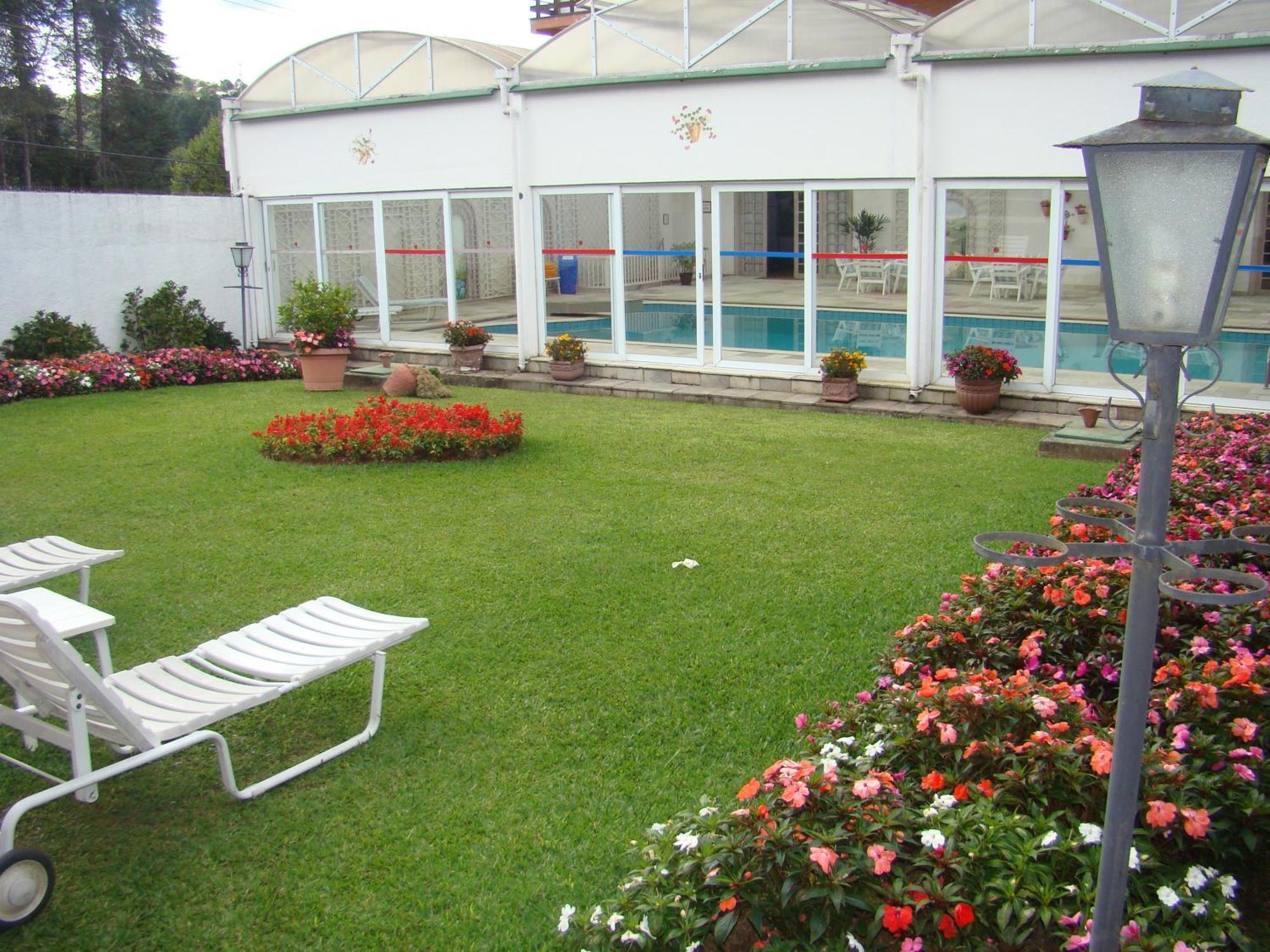 Hotel Chateau Campos do Jordao Dış mekan fotoğraf